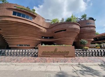 vietnam/hanoi/attraction/bat-trang-pottery-village