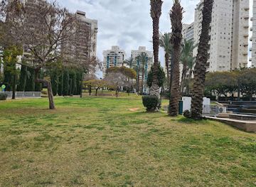 israel/ramat-gan/attraction/david-melmedovich-park-marom-nave
