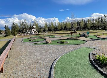 iceland/kopavogur/attraction/guomundarlundur