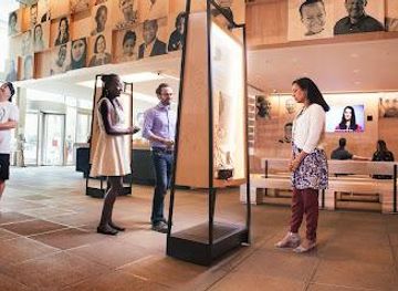 washington/federal-way/attraction/bill-melinda-gates-foundation-discovery-center