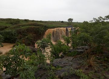 nigeria/kurra-falls/attraction/benye-azungu-waterfall
