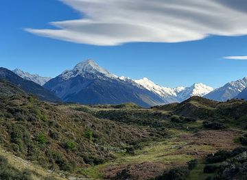 new-zealand/mount-cook-national-park/attraction/acland-lagoon-lookout