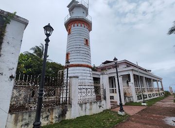 philippines/eastern-visayas/attraction/capul-island-lighthouse