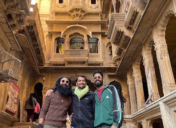 india/jaisalmer/attraction/jaisalmer-guide-murad