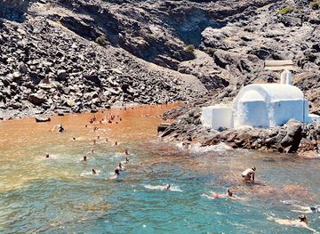 greece/south-aegean/attraction/nisis-palaia-kameni