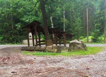 czechia/moravian-karst/attraction/pristresek