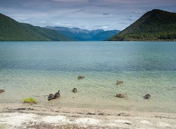 new-zealand/tasman/attraction/the-nelson-lakes-experience