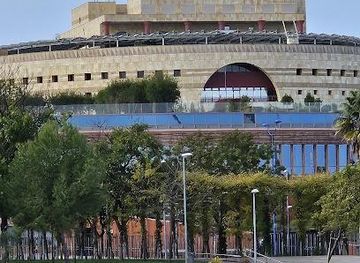 spain/seville/attraction/cruceros-torre-del-oro