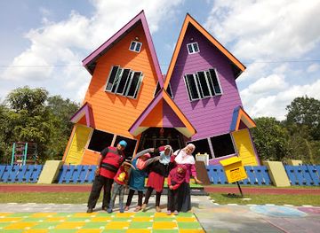 malaysia/kedah/attraction/mnm-home-whimsical-houses