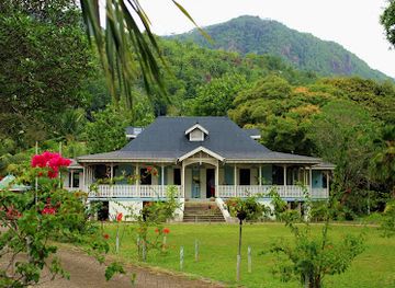 seychelles/beau-vallon/attraction/domaine-de-val-des-pres-craft-village