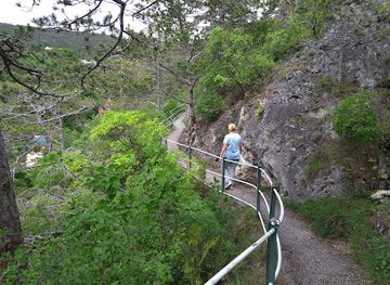 austria/lower-austria/attraction/felsenweg