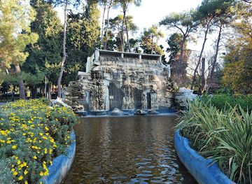 turkiye/izmir/buca/attraction/izmir-buyuksehir-belediyesi-hasanaga-bahcesi