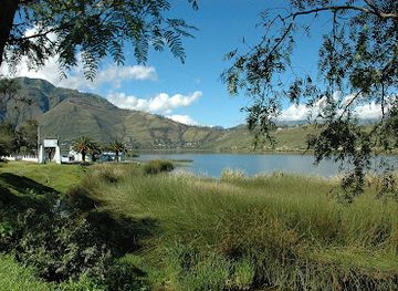 ecuador/sucumbios-region/attraction/laguna-de-yahuarcocha