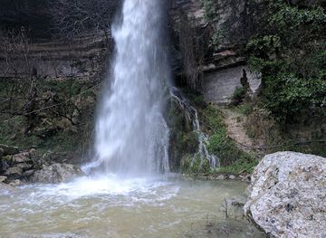 lebanon/jbeil-district/attraction/jrebta-bentael-waterfall