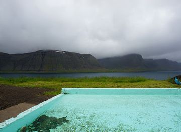 iceland/westfjords/attraction/pollurinn-hot-pool