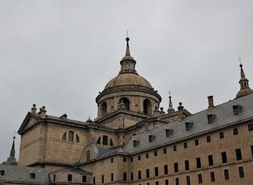 spain/camino-de-santiago/attraction/basilica-de-el-escorial
