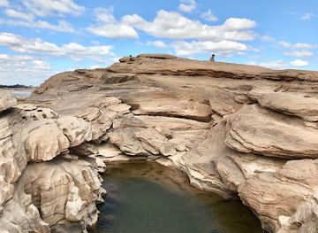 thailand/mekong-river-region/attraction/hat-chom-dao-dramatic-rock-formations-created-by-mekong-river