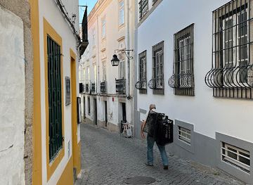 portugal/evora/attraction/casa-nobre