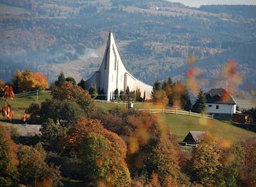 slovakia/podpolanie/attraction/kostol-panny-marie-fatimskej