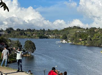 colombia/los-llanos/attraction/plazoleta-de-los-zocalos