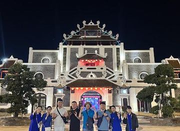 vietnam/da-nang/attraction/vietnam-motorbike-tour