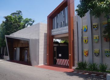 gabon/estuary-province/attraction/national-museum-of-arts-rites-and-traditions-of-gabon