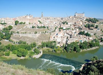 spain/castile-la-mancha/attraction/san-martin-s-bridge