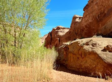 utah/canyonlands/attraction/leprechaun-canyon