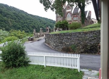 west-virginia/harpers-ferry-national-historical-park/attraction/harper-museum