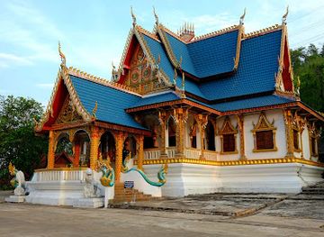 laos/phakse-province/attraction/wat-phousalao