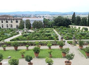 italy/san-gimignano/attraction/villa-di-castello