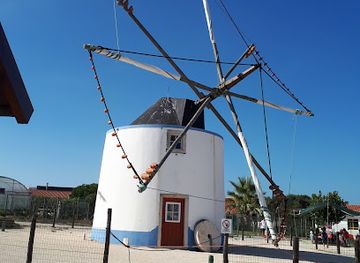 portugal/peniche/attraction/moinho-da-fialha