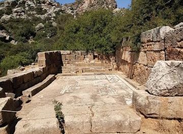 greece/chania/attraction/lissos-archaelogical-site