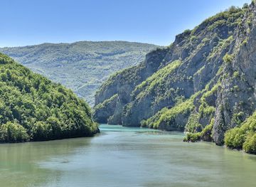 bosnia-and-herzegovina/bosnian-podrinje-canton/attraction/tunel-brodar