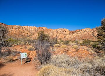 australia/central-west/attraction/gosses-bluff-crater