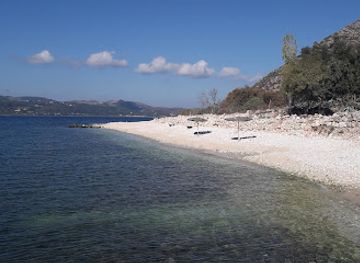 greece/kefalonia/attraction/ligia-beach