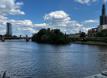 germany/frankfurt/sachsenhausen/attraction/museumsufer