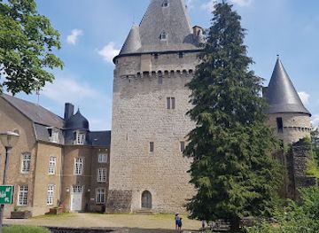 luxembourg/mamer-valley/attraction/chateau-hollenfels