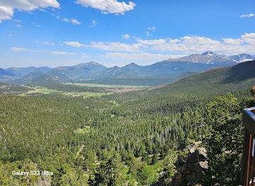colorado/rocky-mountain-national-park/attraction/many-parks-curve-overlook