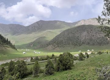 kyrgyzstan/chatyr-kul-lake/attraction/at-kulak