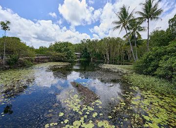 australia/the-whitsundays/attraction/point-henning-pavilion
