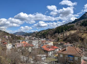 bulgaria/chepelare/attraction/smolyan-waterfall