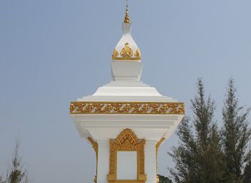 laos/phou-bia/attraction/vietnamese-war-monument