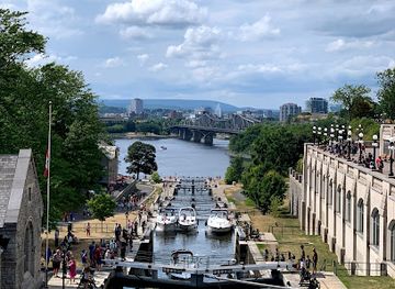 canada/ottawa/glebe/attraction/rideau-canal-national-historic-site