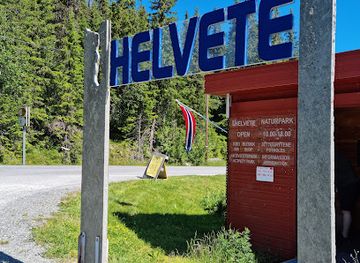 norway/kvitfjell-ski-resort/attraction/helvetepotholes