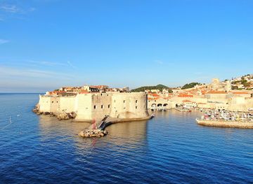 croatia/dubrovnik-riviera/attraction/private-boat-tours-rewind-dubrovnik