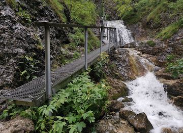 slovakia/mala-fatra-national-park/attraction/horne-diery