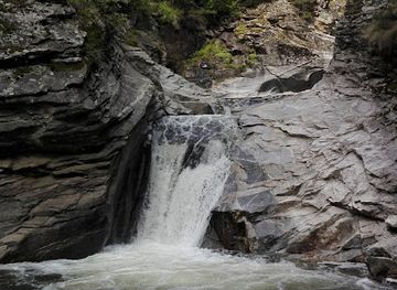 bulgaria/rhodope-mountains/attraction/siniya-vir-waterfall-kovachevitsa