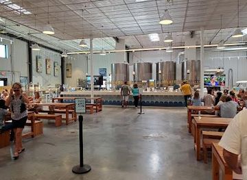 texas/austin/attraction/deep-eddy-vodka-tasting-room