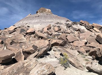 arizona/petrified-forest-national-park/attraction/martha-s-butte